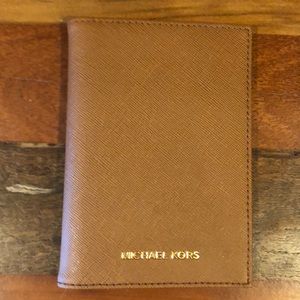 Set of 4 passport holders